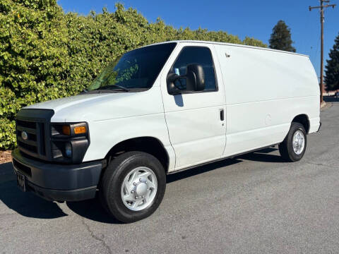 2014 Ford E-Series E-150