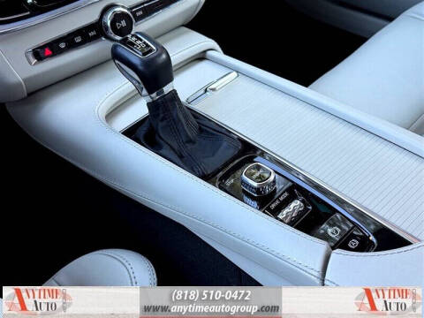 2017 Volvo S90 T6 Momentum