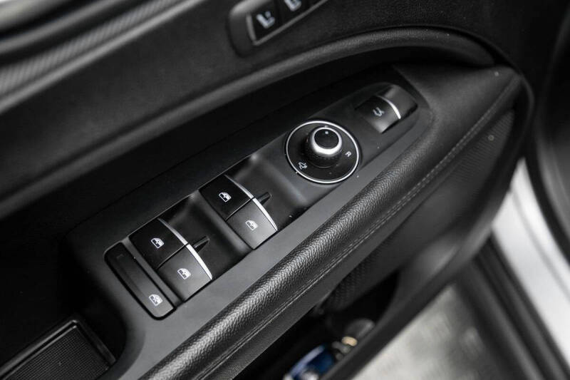 2018 Alfa Romeo Stelvio Sport