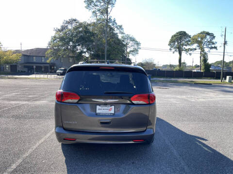 2021 Chrysler Voyager LXi