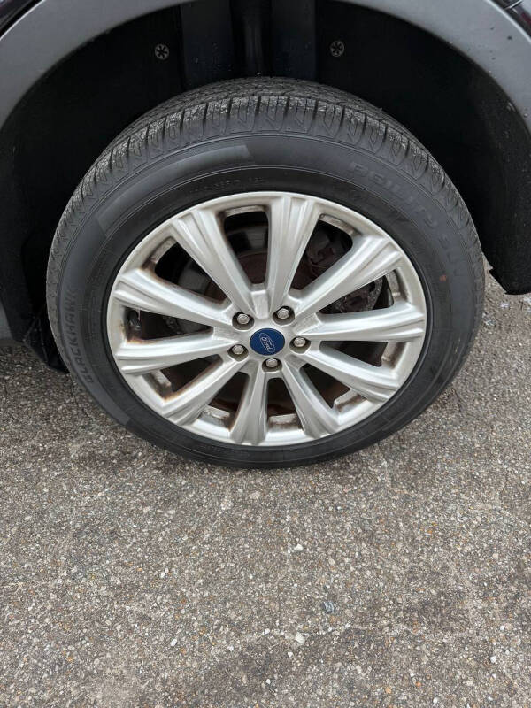 2019 Ford Escape SEL