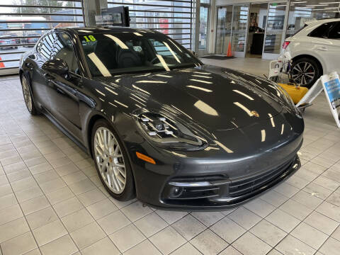 2018 Porsche Panamera