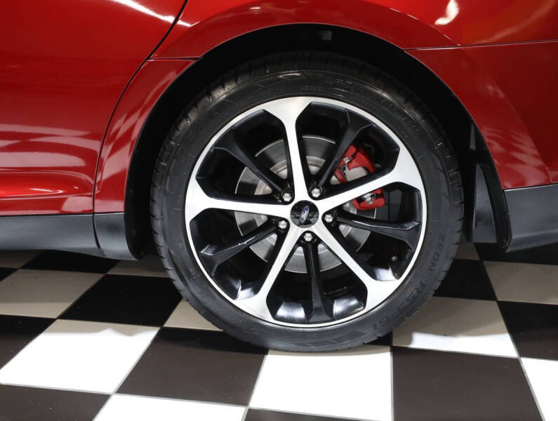 2015 Ford Taurus SHO