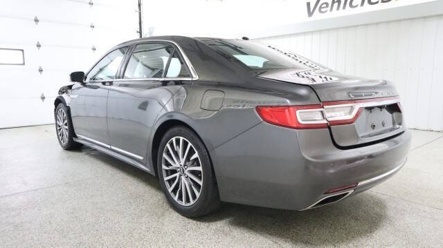2017 Lincoln Continental Select