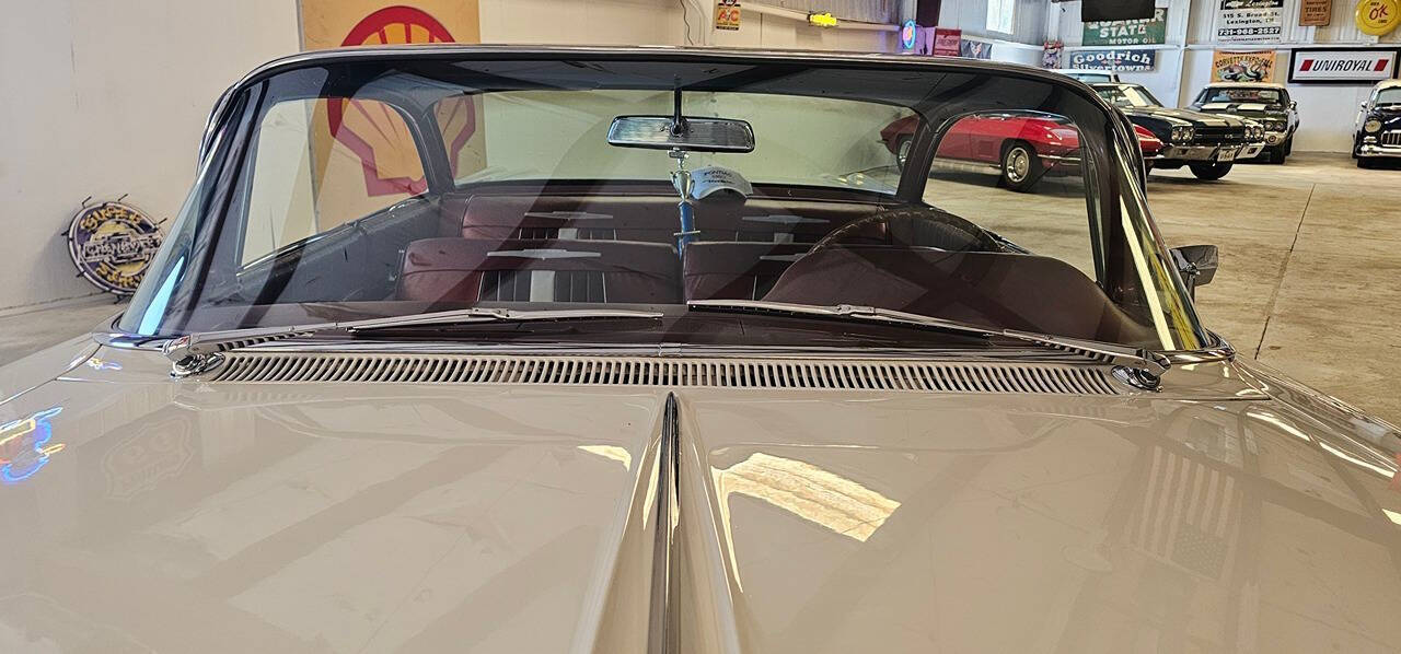 1960 Pontiac Ventura 13