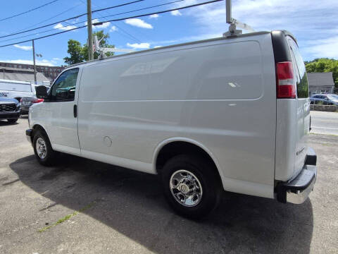 2018 Chevrolet Express 2500