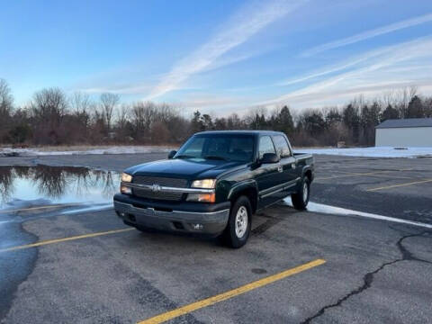 2005 Chevrolet Silverado 1500 for sale at Caruzin Motors in Flint MI