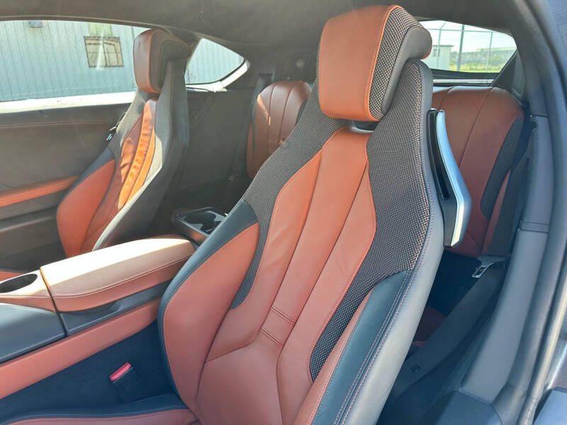 2019 BMW i8