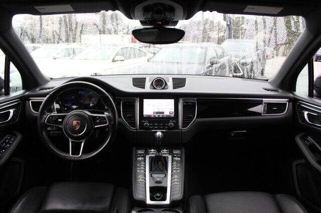 2017 Porsche Macan S