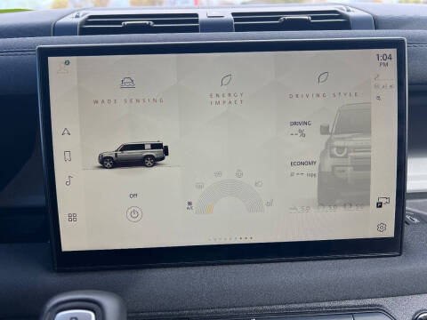2023 Land Rover Defender 130 SE