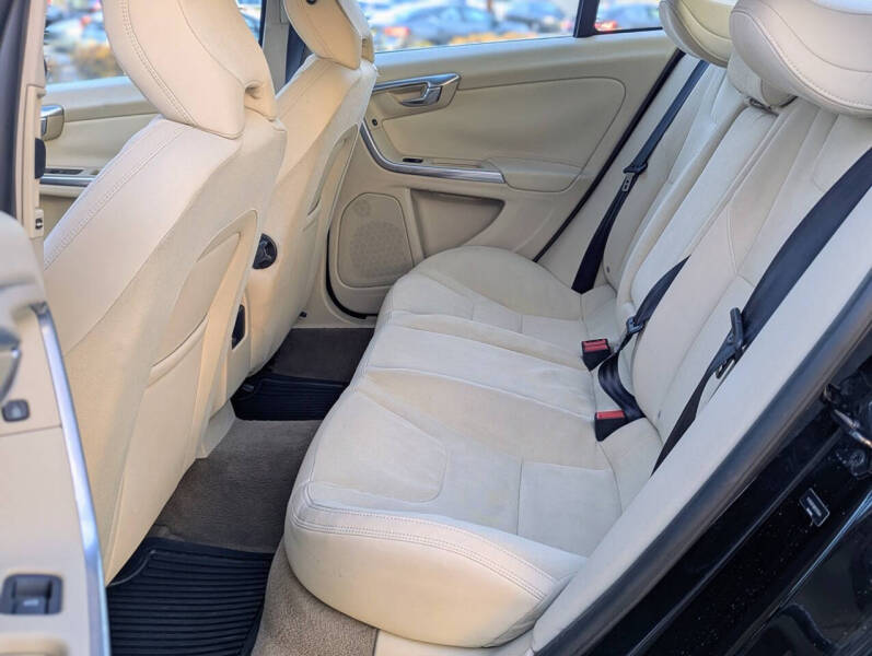 2013 Volvo S60 T5 Premier