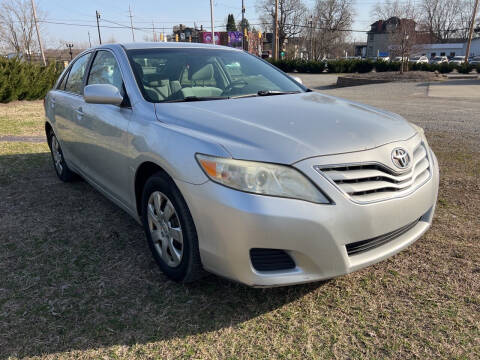 2010 Toyota Camry for sale at PUTNAM AUTO SALES INC in Marietta OH