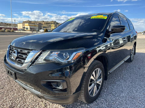 2020 Nissan Pathfinder for sale at 1st Quality Motors LLC in Gallup NM