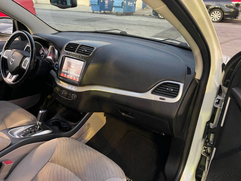 2012 Dodge Journey SXT