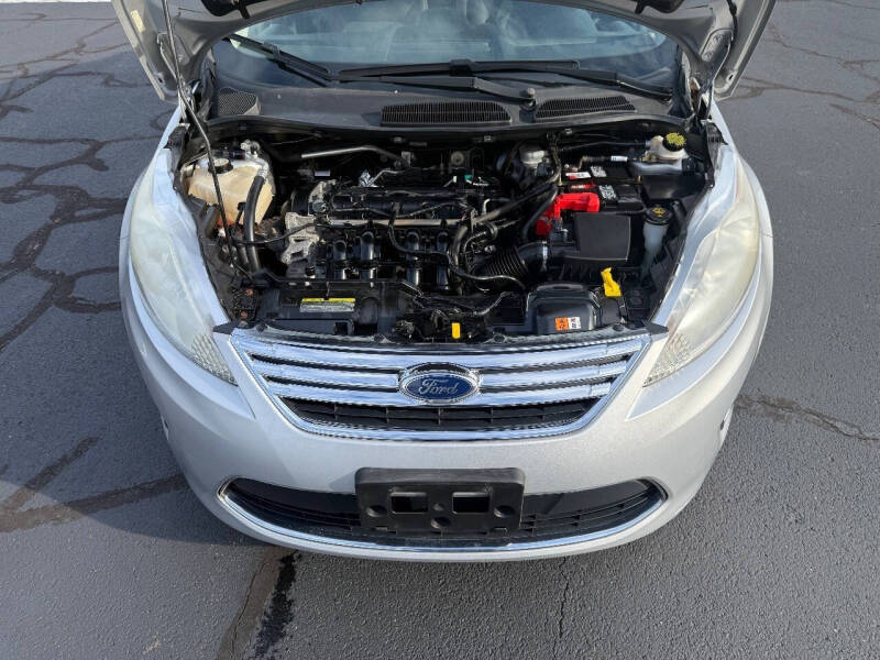 2012 Ford Fiesta SEL