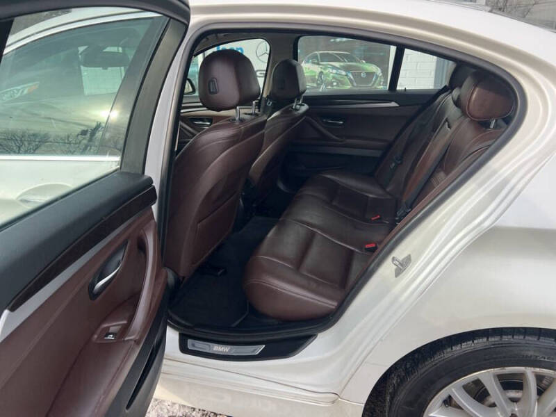 2015 BMW 5 Series 528i xDrive