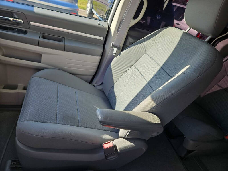 2010 Dodge Grand Caravan SE