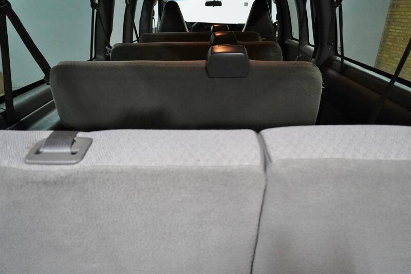 2017 GMC Savana LS 3500