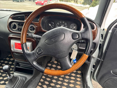 2000 Daihatsu Mira