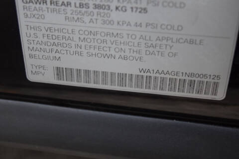 2022 Audi e-tron quattro Premium