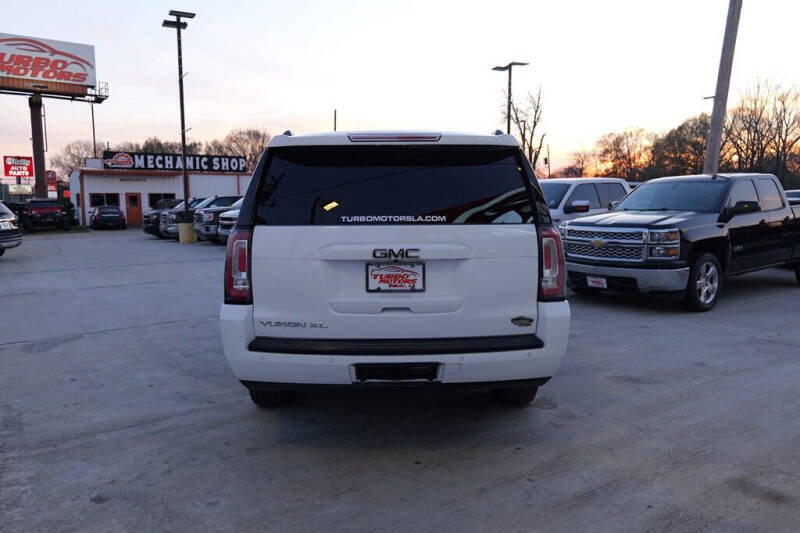 2017 GMC Yukon XL SLT