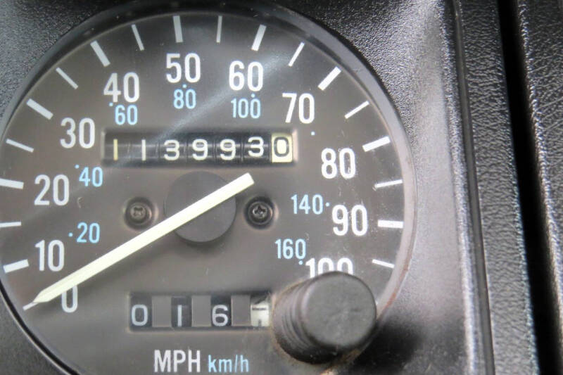 1987 Jeep Wrangler Laredo