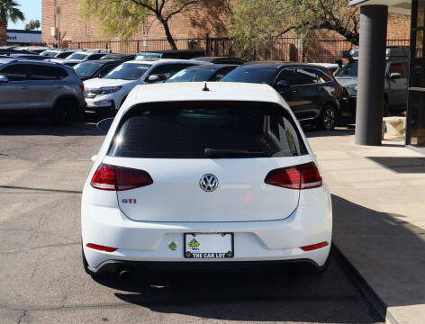 2019 Volkswagen Golf GTI S