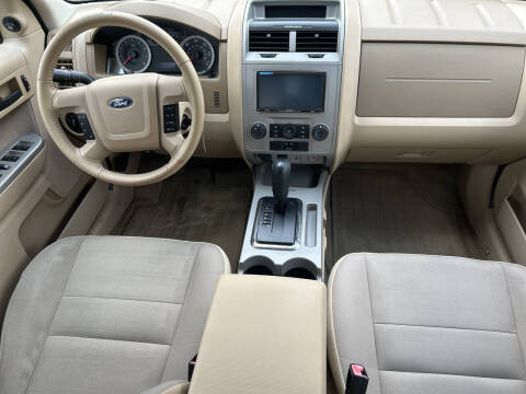 2011 Ford Escape XLT