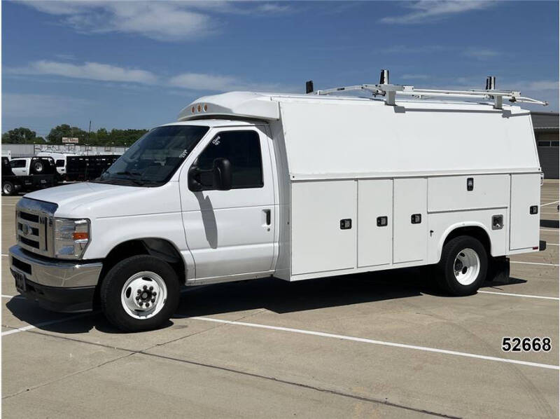 2023 Ford E-Series