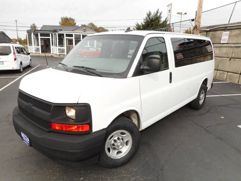 2017 Chevrolet Express LS 2500