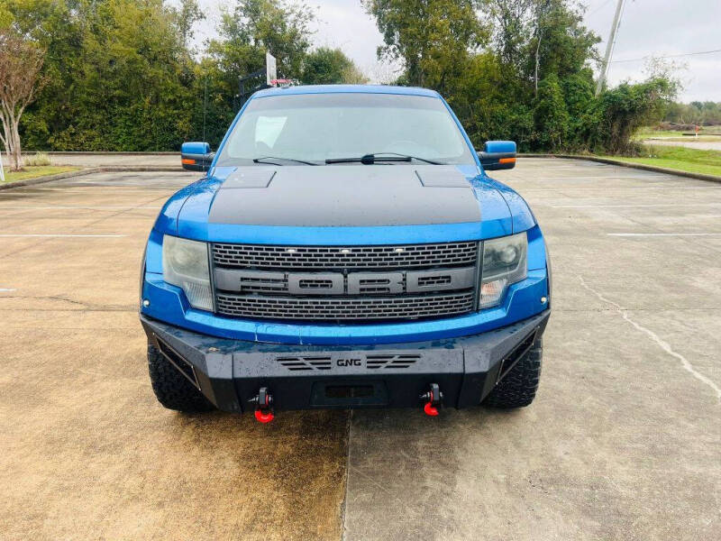 2013 Ford F-150 SVT Raptor photo 2