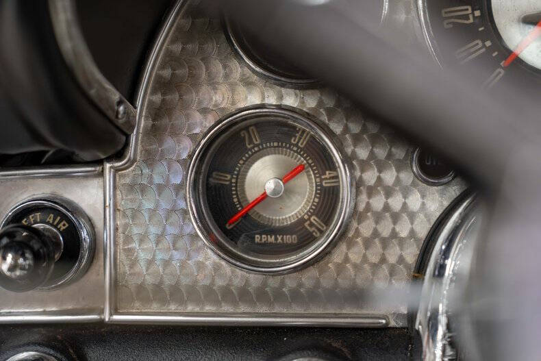 1957 Ford Thunderbird