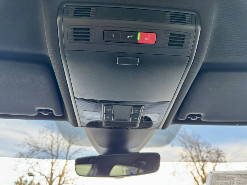 2019 Volkswagen Golf R 4Motion