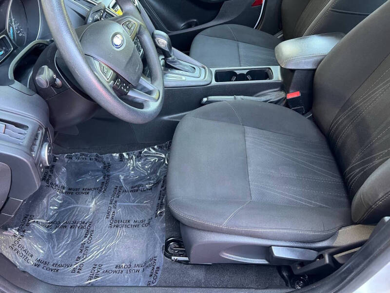 2017 Ford Focus SEL