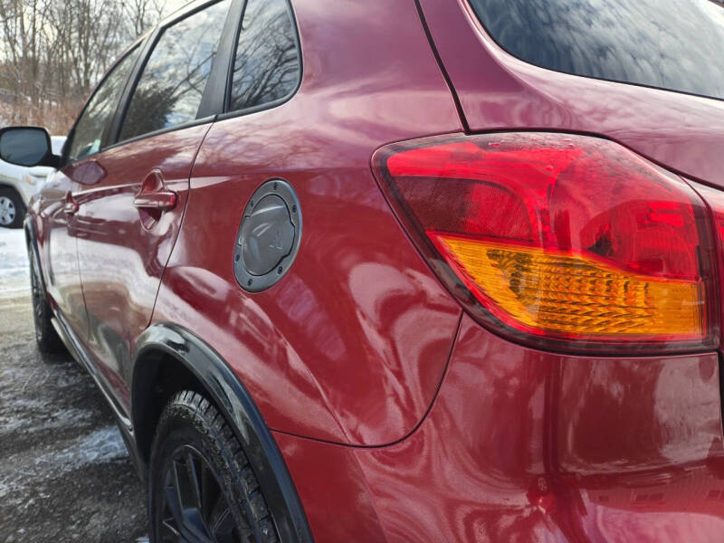 2018 Mitsubishi Outlander Sport LE