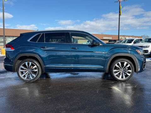 2022 Volkswagen Atlas Cross Sport V6 SEL Premium R-Line 4Motion