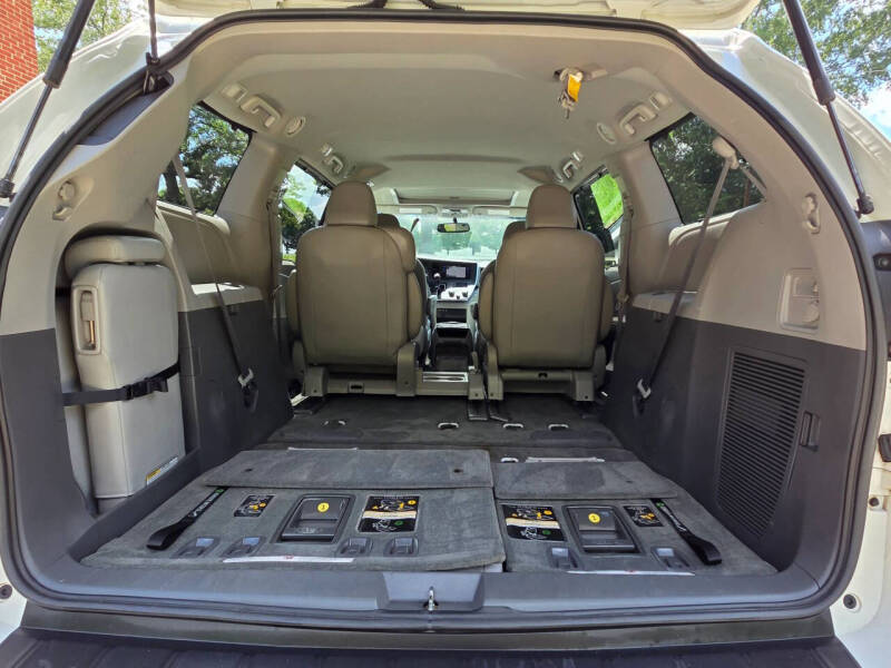 2017 Toyota Sienna