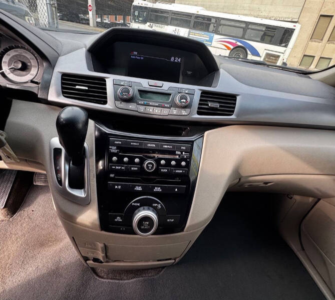 2013 Honda Odyssey EX-L w/DVD