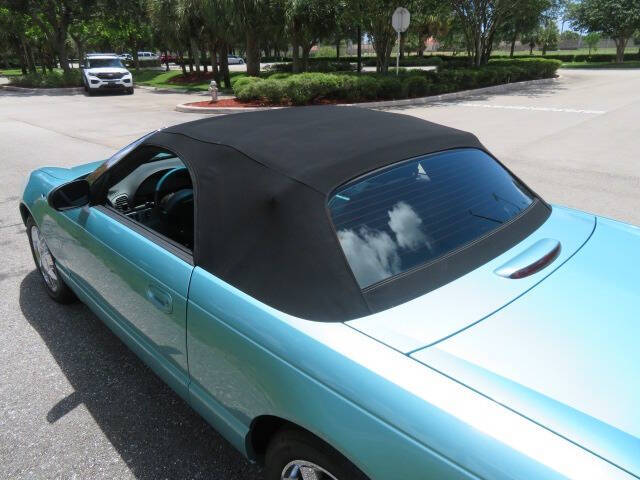 2002 Ford Thunderbird Deluxe
