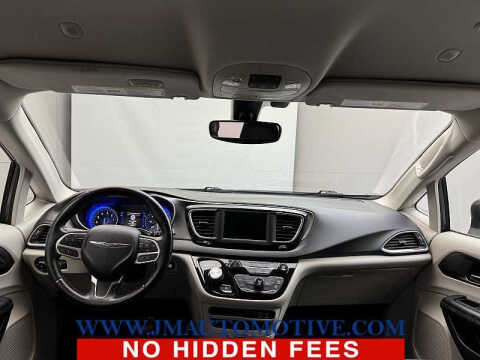 2020 Chrysler Pacifica Touring L