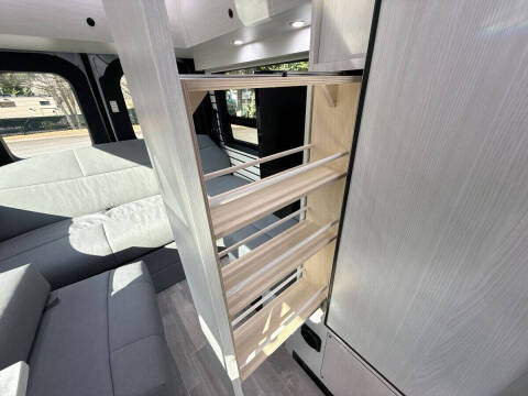 2025 Mercedes-Benz Sprinter
