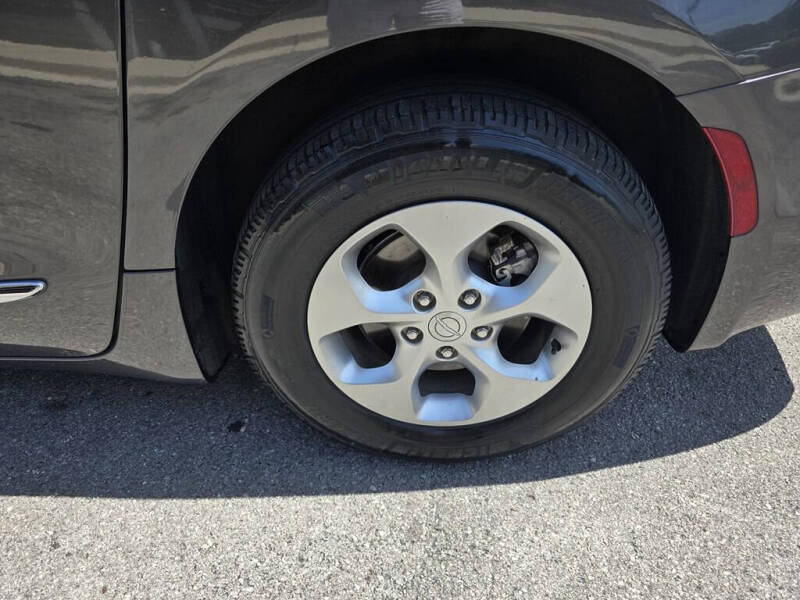 2017 Chrysler Pacifica Touring-L Plus