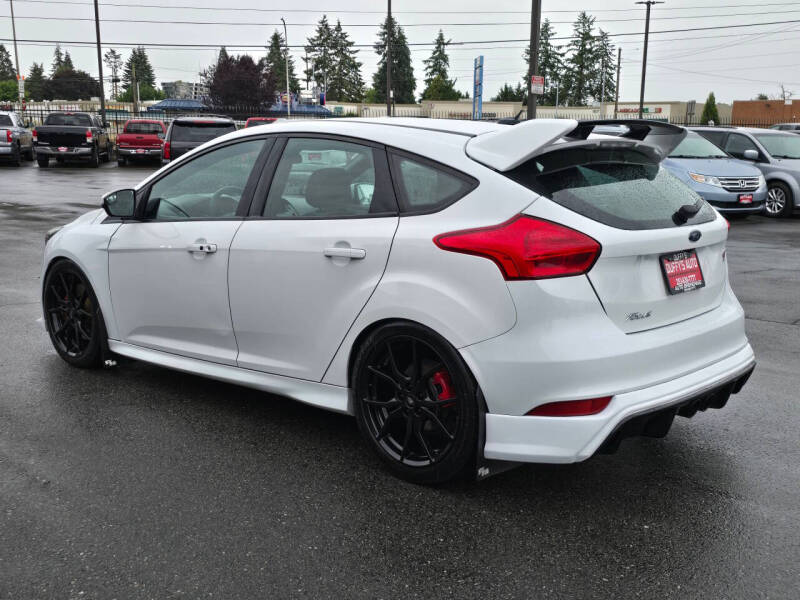 2016 Ford Focus ST