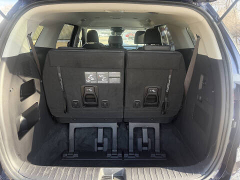 2023 Kia Carnival LX