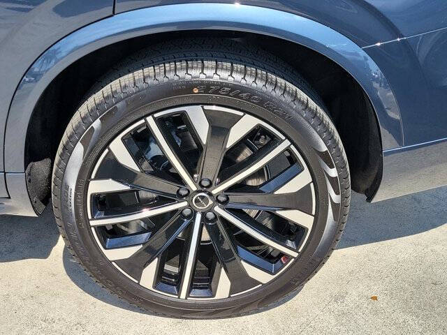 2026 Volvo XC90 T8 Core