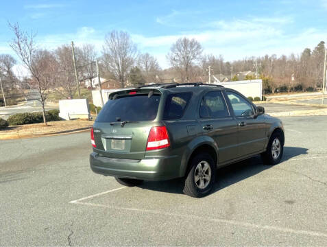 2005 Kia Sorento LX