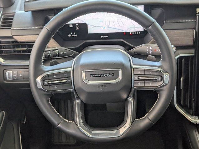 2024 GMC Acadia Denali