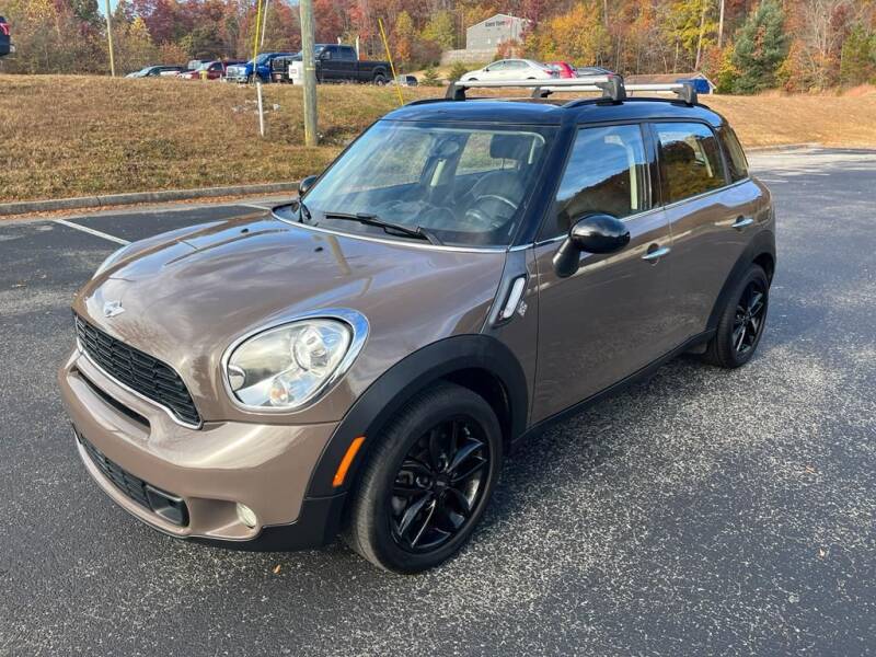 2012 MINI Cooper Countryman for sale at Automobile Gurus LLC in Knoxville TN