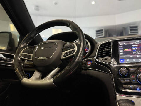 2020 Jeep Grand Cherokee SRT