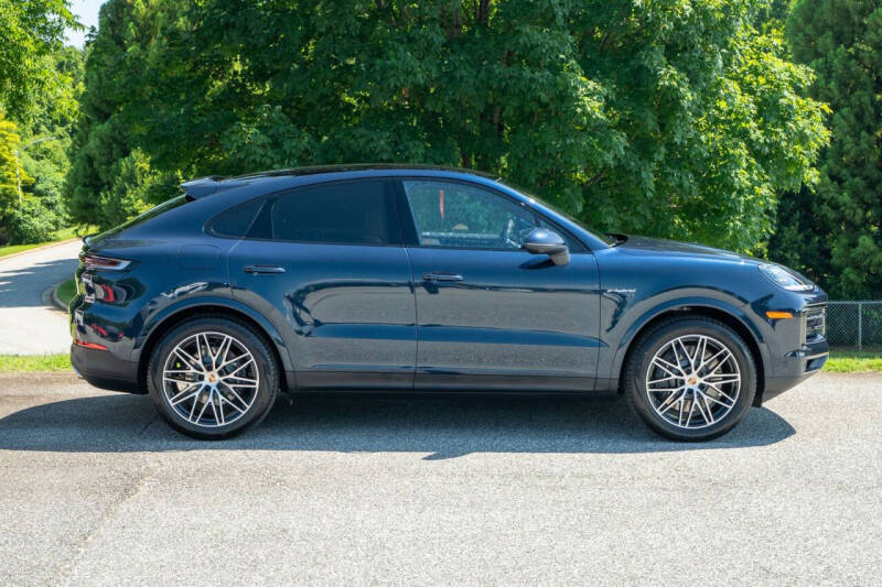 2025 Porsche Cayenne E-Hybrid Coupe